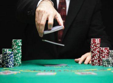 Equilibrio pokeristico di Nash